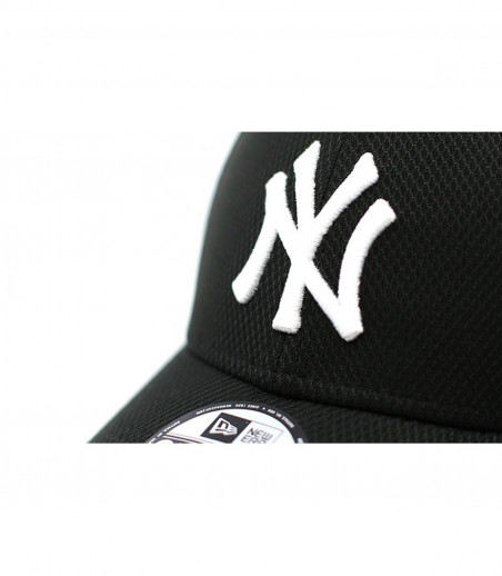 black NY cap Diamond black NY cap Diamond
